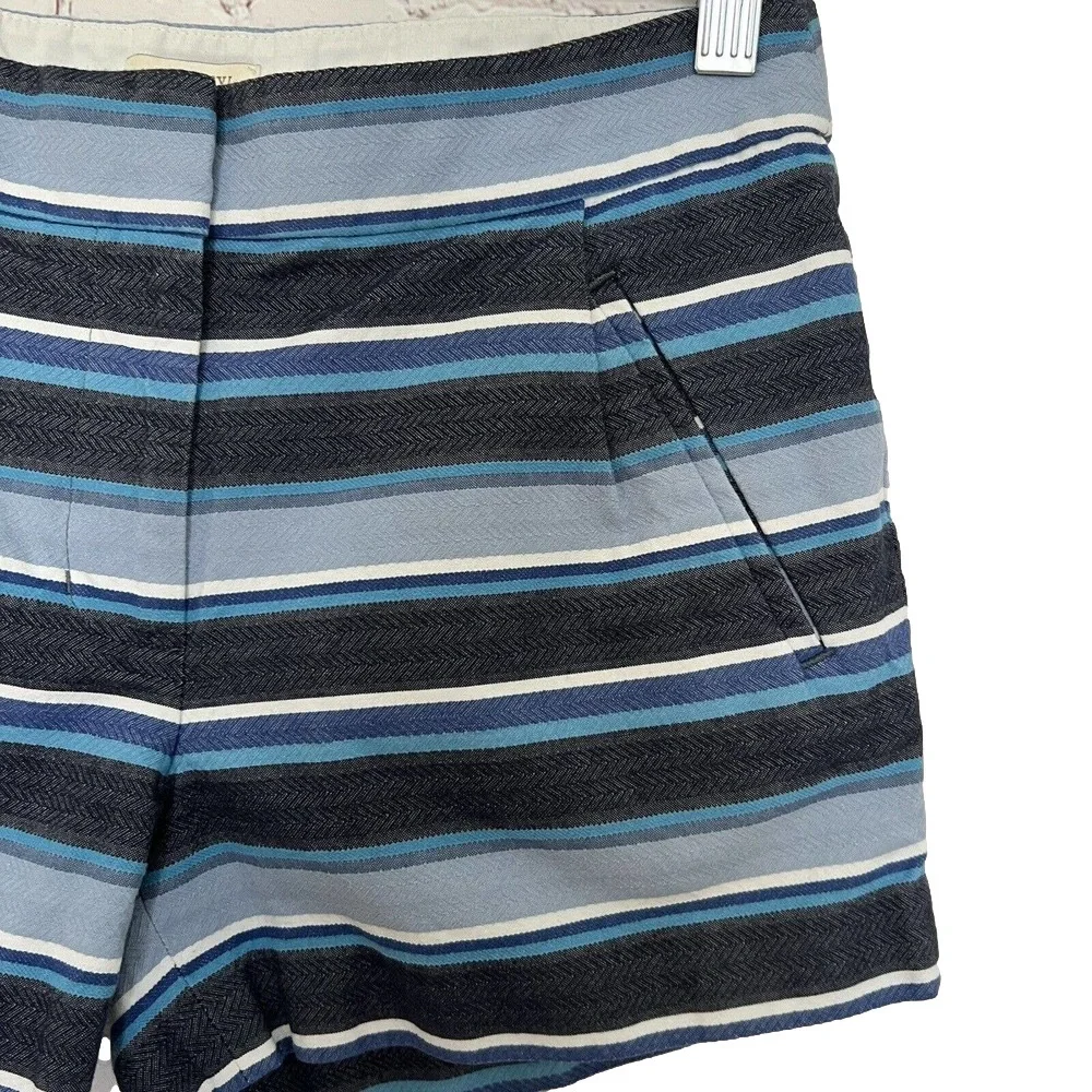 🌵 J. Crew Women's Blue Striped Flat Front Shorts with Pockets - Size 0